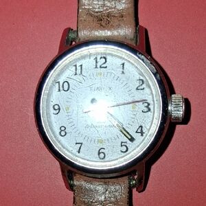 Timex Silver Case with Brown Leather Strap Smartwatch